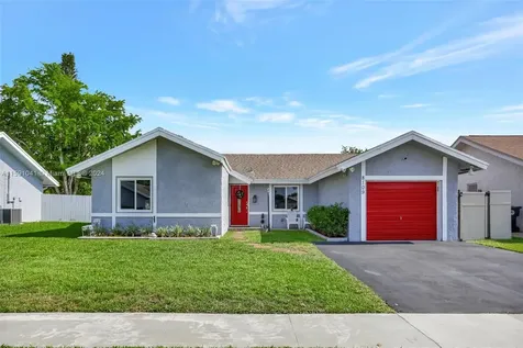 8109 SW 12th Street North Lauderdale FL 33068