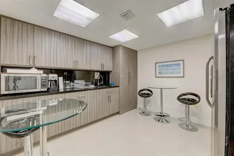 825 Brickell Bay Drive Miami FL 33131