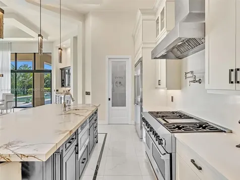 13505 SW 37th Place Davie FL 33330