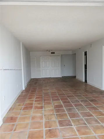 1345 West Avenue Miami Beach FL 33139