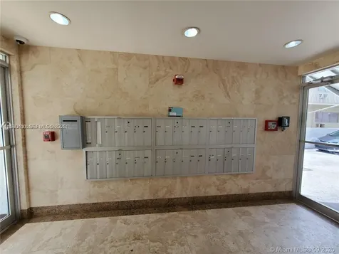 1345 West Avenue Miami Beach FL 33139
