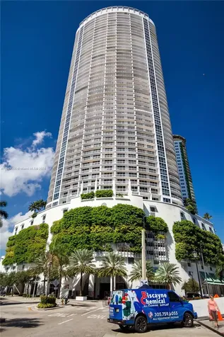 1750 N Bayshore Drive Miami FL 33132