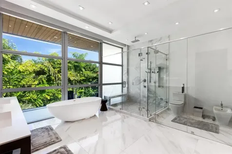 675 Golden Beach Drive Golden Beach FL 33160