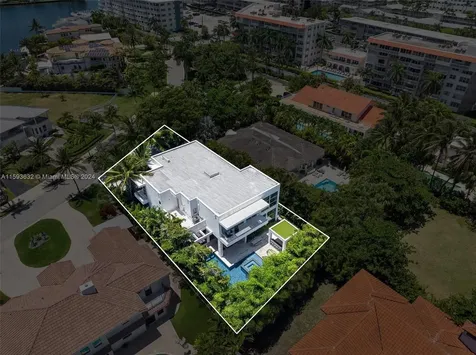 675 Golden Beach Drive Golden Beach FL 33160
