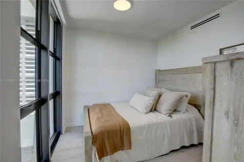 1121 Crandon Boulevard Key Biscayne FL 33149