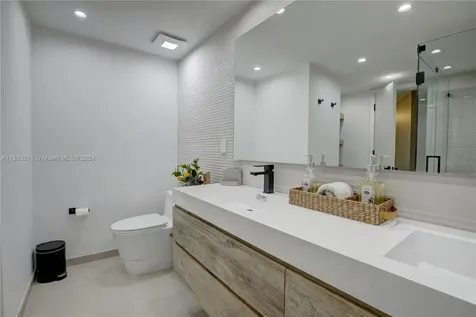 1121 Crandon Boulevard Key Biscayne FL 33149