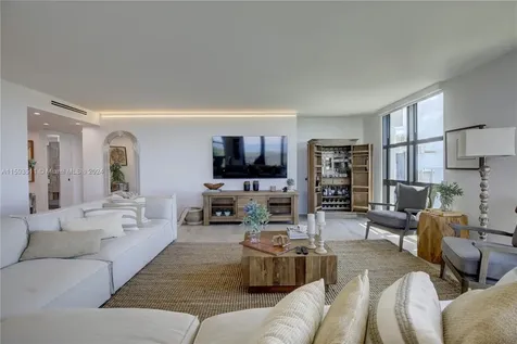1121 Crandon Boulevard Key Biscayne FL 33149