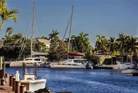 427 Golden Isles Drive Hallandale Beach FL 33009