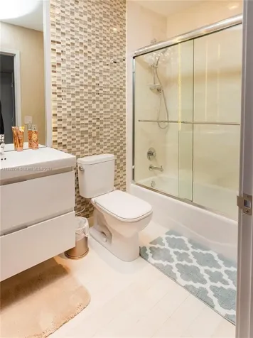 17301 Biscayne Boulevard North Miami Beach FL 33160