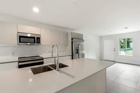 2561 NE 193rd Street Miami FL 33180
