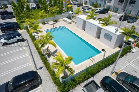 2561 NE 193rd Street Miami FL 33180