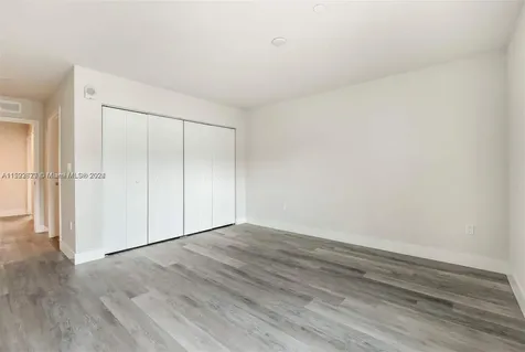 2561 NE 193rd Street Miami FL 33180