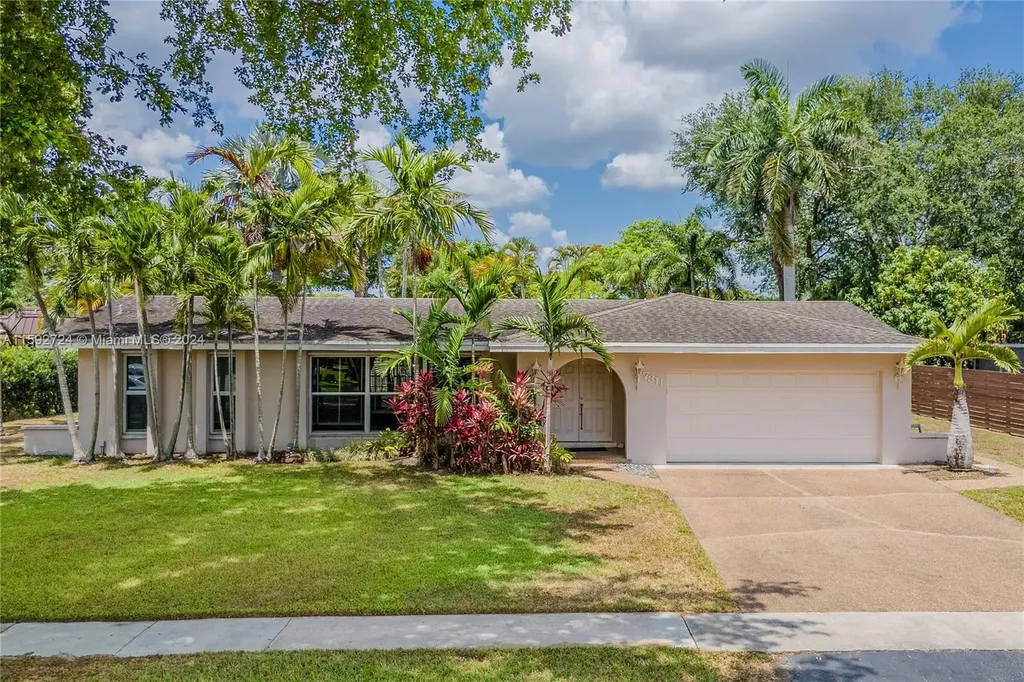 7311 SW 9th Court Plantation FL 33317