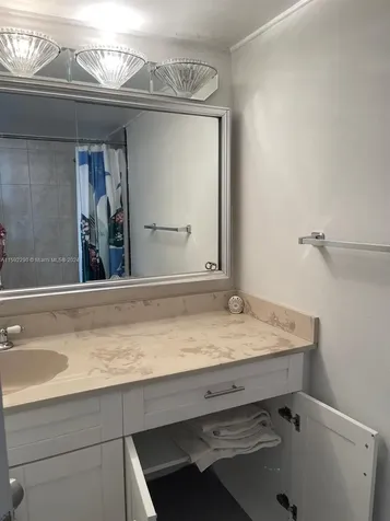 3180 S Ocean Drive Hallandale Beach FL 33009