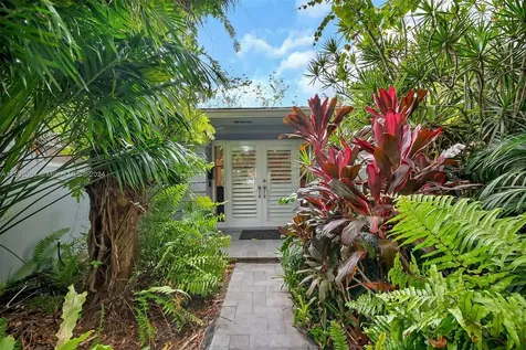 15820 SW 85th Avenue Palmetto Bay FL 33157