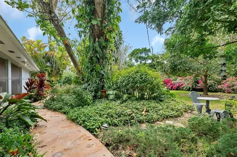 15820 SW 85th Avenue Palmetto Bay FL 33157