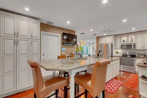 15820 SW 85th Avenue Palmetto Bay FL 33157