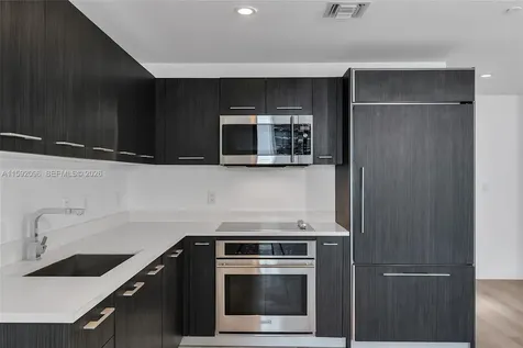 45 SW 9th Street Miami FL 33130