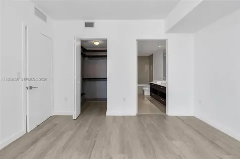 45 SW 9th Street Miami FL 33130