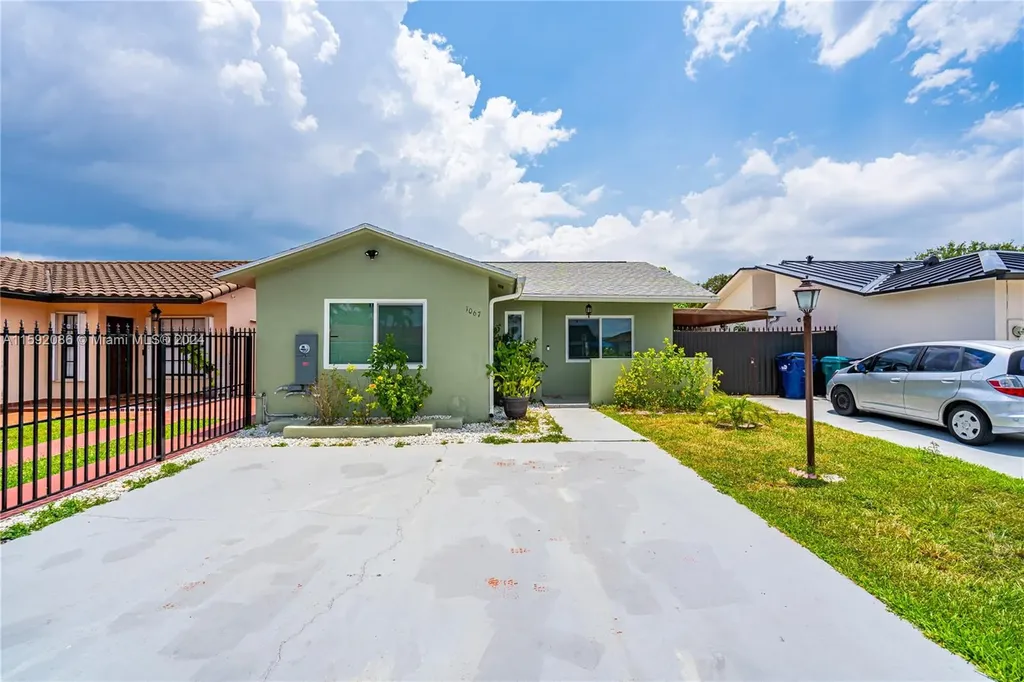1067 SW 137th Place Miami FL 33184