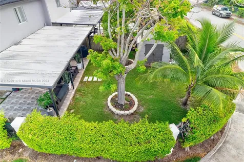 13688 SW 264th Terrace Homestead FL 33032