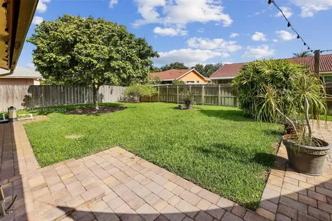 20321 NW 2nd Street Pembroke Pines FL 33029