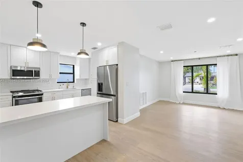 11040 SW 60th Street Miami FL 33173
