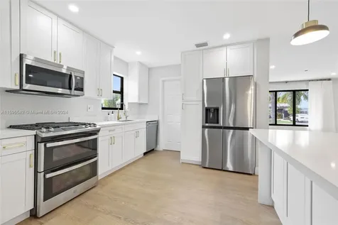 11040 SW 60th Street Miami FL 33173
