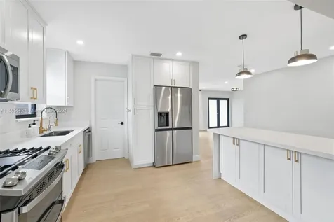 11040 SW 60th Street Miami FL 33173