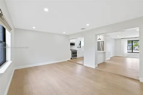 11040 SW 60th Street Miami FL 33173