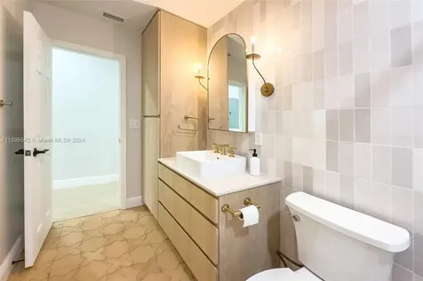 11040 SW 60th Street Miami FL 33173