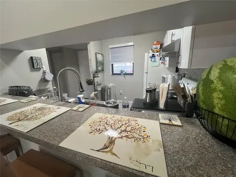 9909 Nob Hill Court Sunrise FL 33351