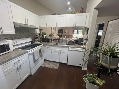 9909 Nob Hill Court Sunrise FL 33351