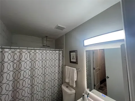 9909 Nob Hill Court Sunrise FL 33351
