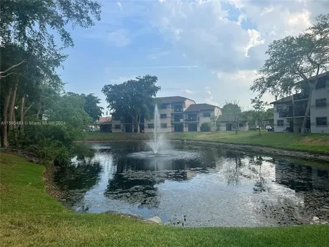 9909 Nob Hill Court Sunrise FL 33351