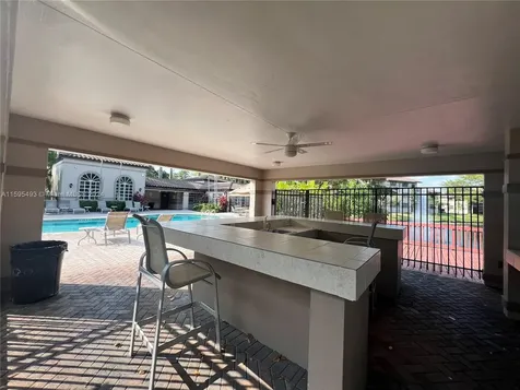 9909 Nob Hill Court Sunrise FL 33351