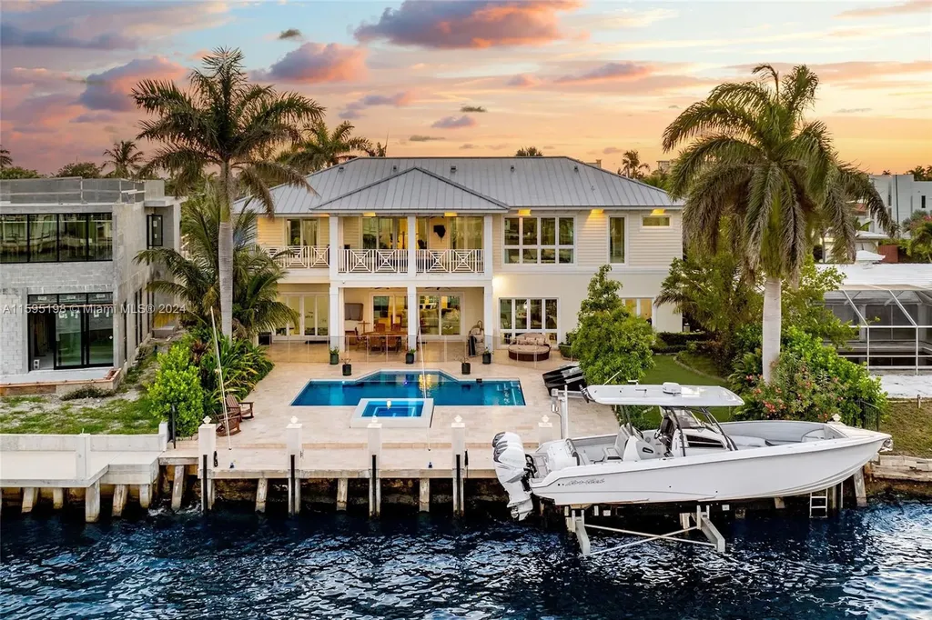 2726 SE 11th Street Pompano Beach FL 33062