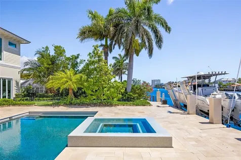 2726 SE 11th Street Pompano Beach FL 33062