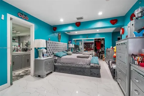 1651 NW 111th Street Miami FL 33167