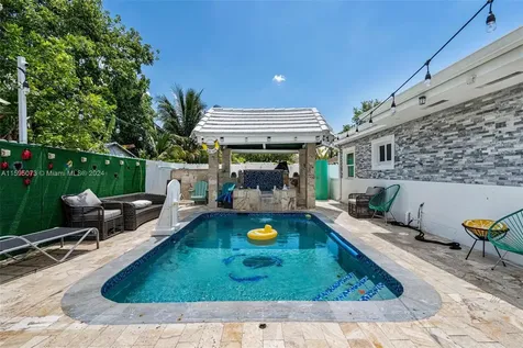 1651 NW 111th Street Miami FL 33167