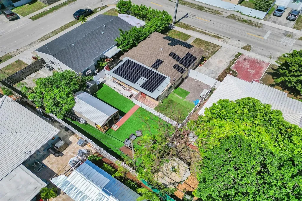 528 N 24th Avenue Hollywood FL 33020