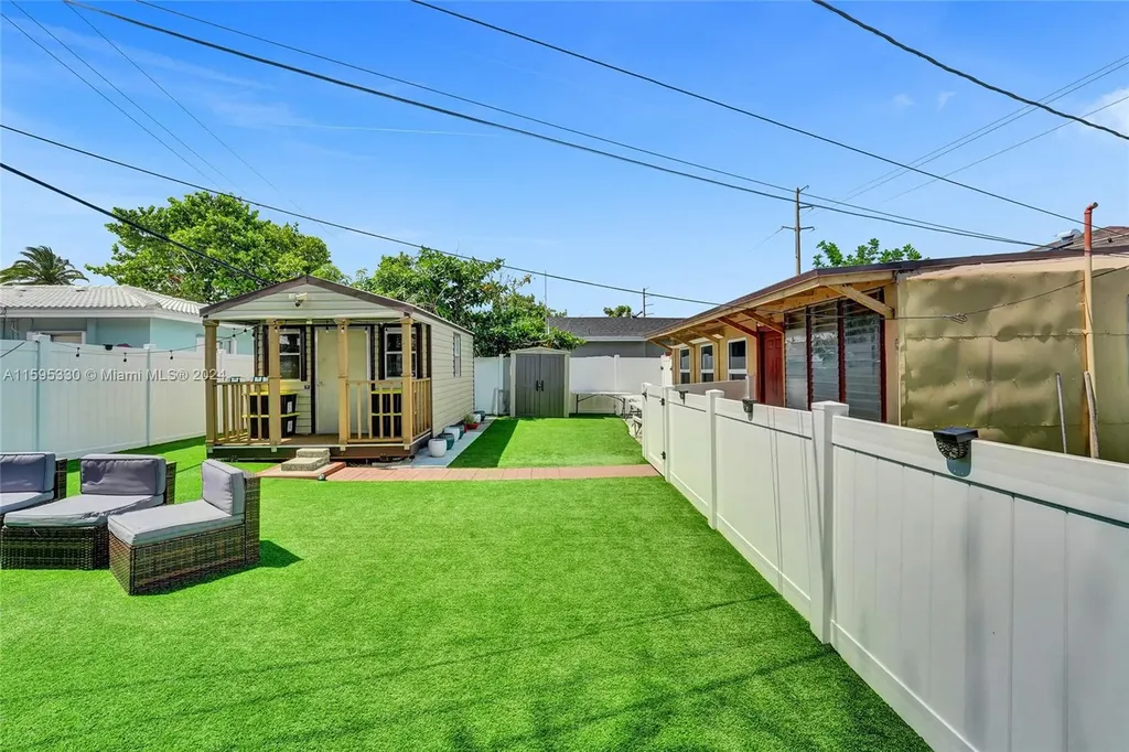 528 N 24th Avenue Hollywood FL 33020