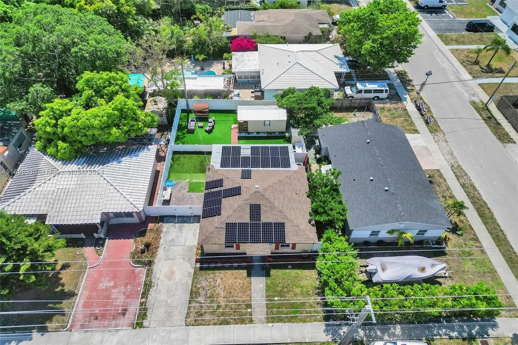 528 N 24th Avenue Hollywood FL 33020