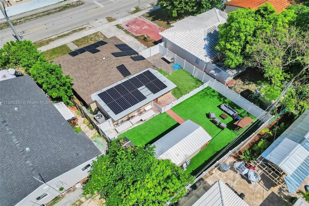 528 N 24th Avenue Hollywood FL 33020