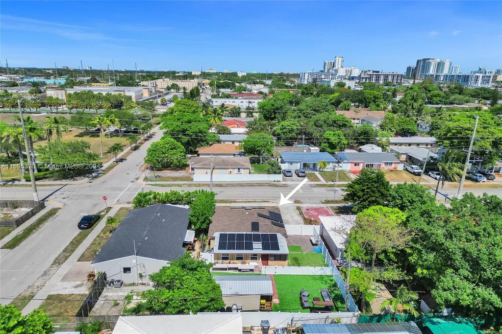 528 N 24th Avenue Hollywood FL 33020