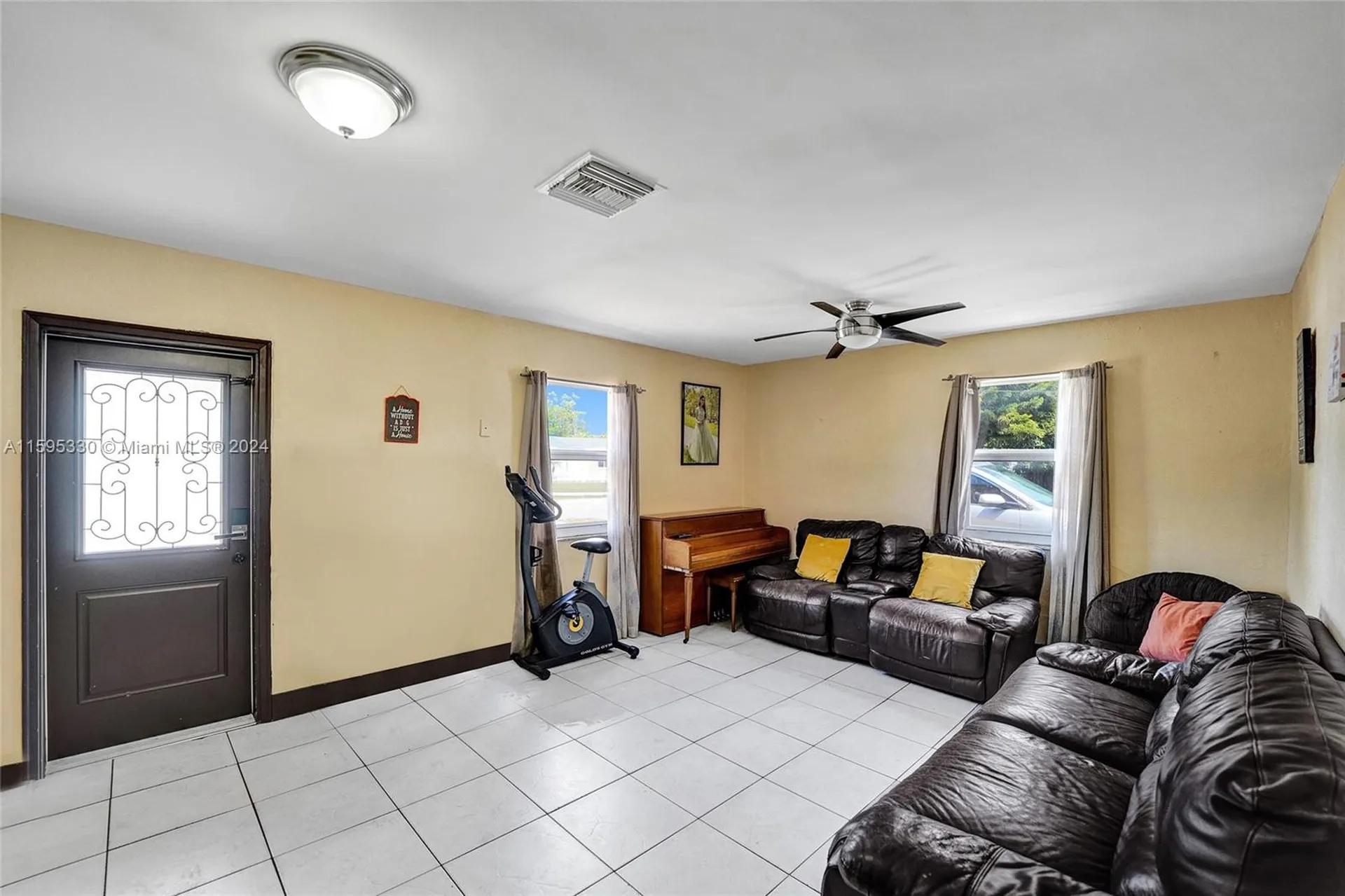 528 N 24th Avenue Hollywood FL 33020