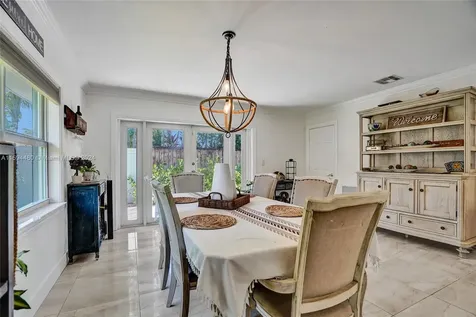 2624 NE 26th Place Fort Lauderdale FL 33306