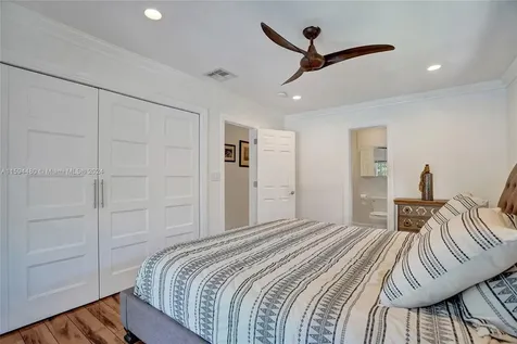 2624 NE 26th Place Fort Lauderdale FL 33306