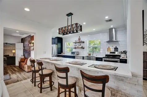 2624 NE 26th Place Fort Lauderdale FL 33306