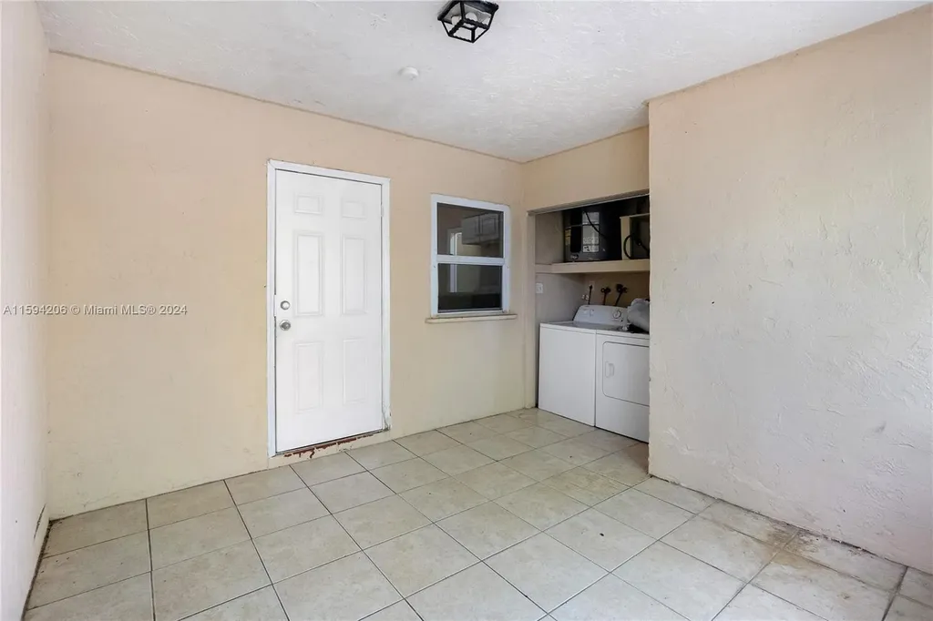 1440 NW 20th St, Unit B Fort Lauderdale FL 33311